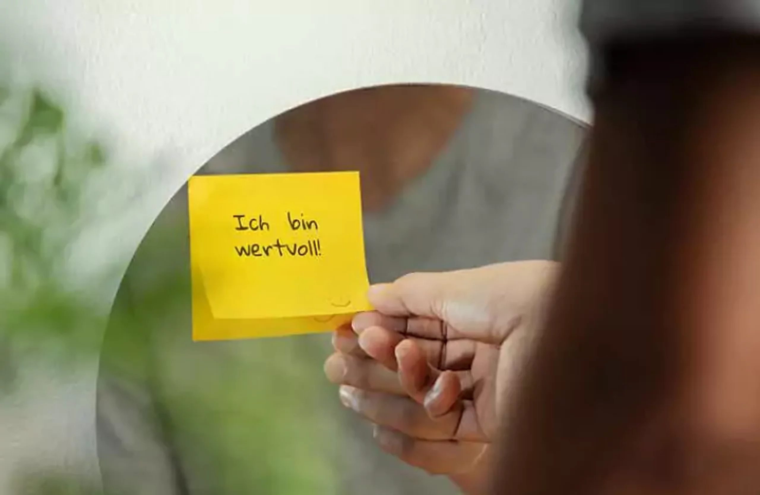 Postit Klebezettel mit Nachricht "Ich bin wertvoll".